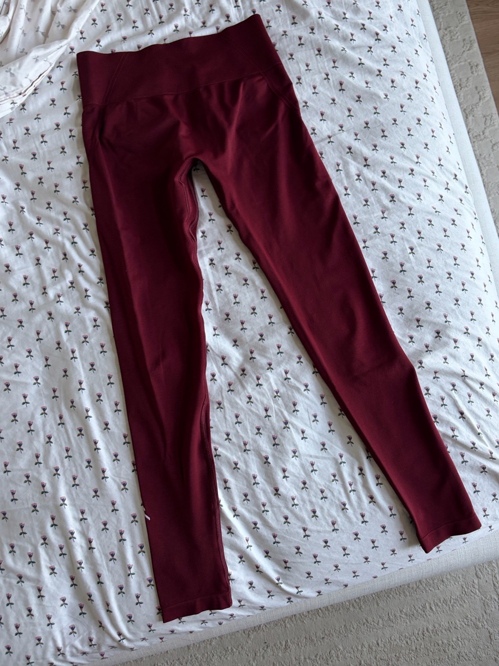 Oner Active effortless legging in rosewood - Picture 2 of 10